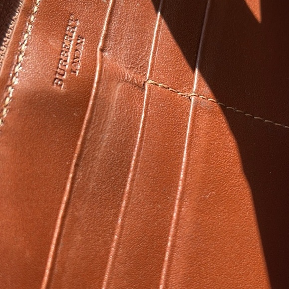 π₯ποΈπ« BURBERRY Beige/Brown Haymarket Check Coated Canvas Zip Around Walletπ₯π₯ - Picture 9 of 16